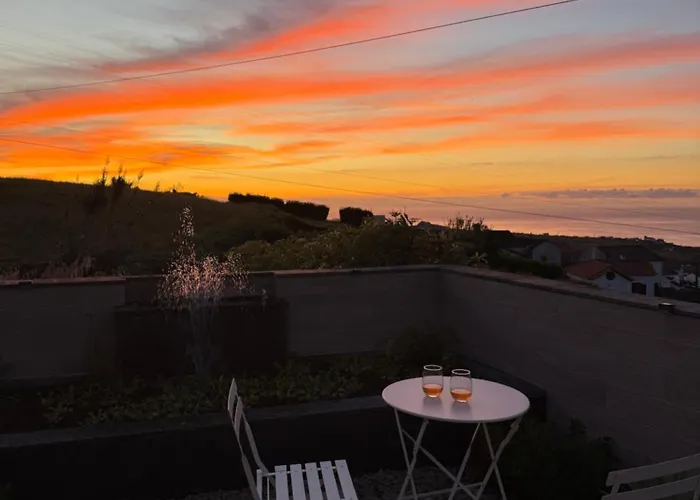 Casa Amelia Feteira Grande